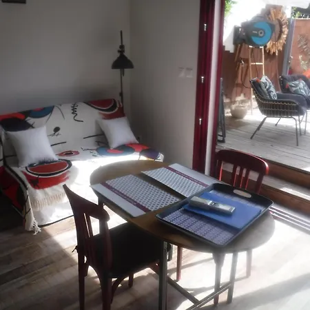 La Maisonnette de l'échappée verte.-3